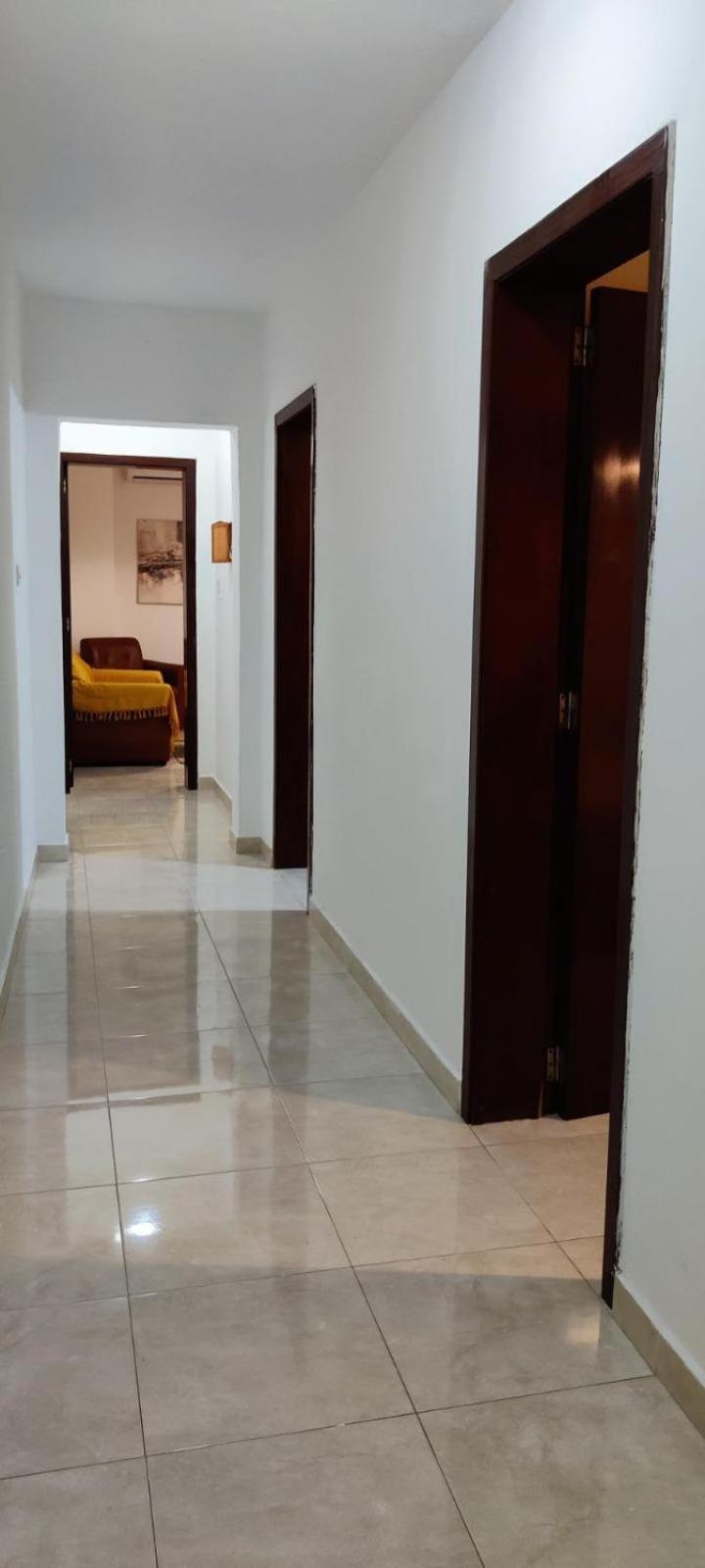 Amery R1 Sliema Bagian luar foto